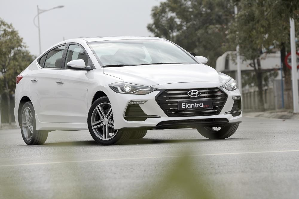 Hyundai Elantra là mẫu xe thứ 3 về doanh số của Hyundai Thành Công