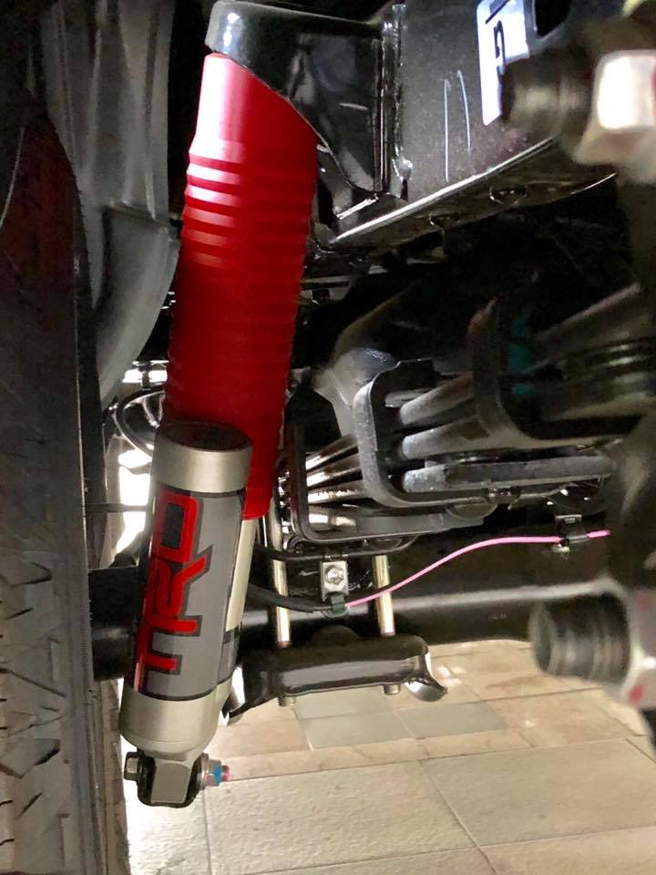 Hệ thống treo của Toyota Tacoma TRD Pro được phát triển bởi bộ phận TRD