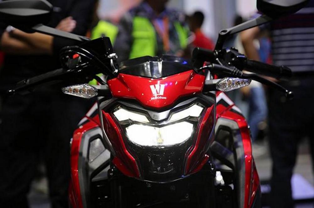 Đèn pha xe ứng dụng công nghệ LED