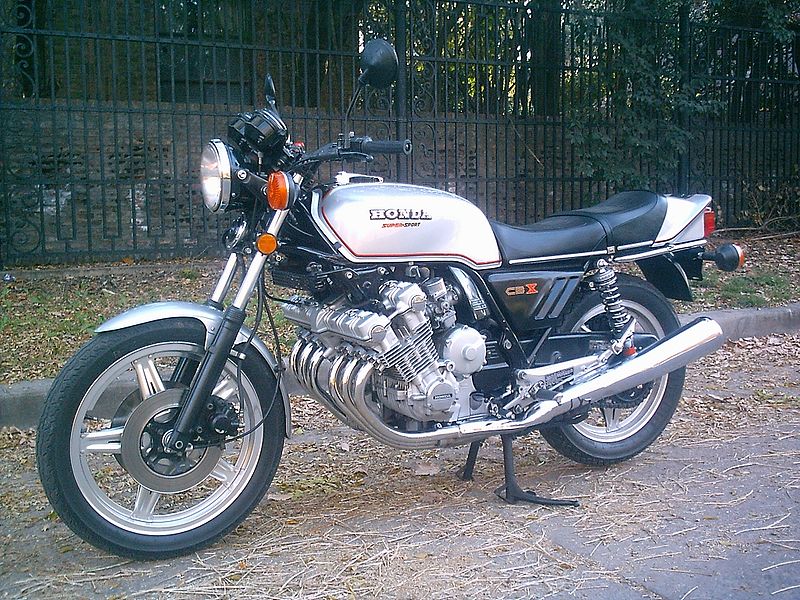 Honda CBX 6 xy lanh đời 1978