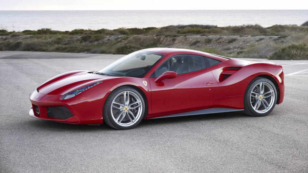 Ông bố bị các phụ huynh của lớp con trai tẩy chay vì lái siêu xe Ferrari 488 đưa con đi học Ông bố bị các phụ huynh của lớp con trai tẩy chay vì lái siêu xe Ferrari 488 đưa con đi học