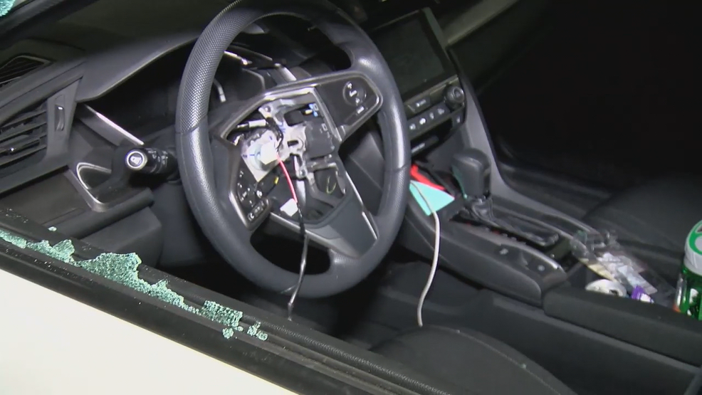 Một chiếc xe Honda bị đập vỡ cửa sổ bên ghế lái và bị ăn trộm túi khí vô lăng tại thành phố Alexandria, bang Virginia, vào hồi tháng 4 năm nay