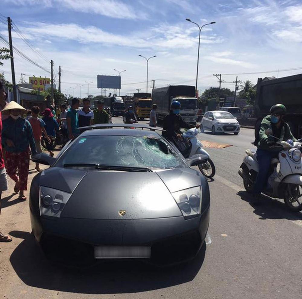 Siêu xe cực hiếm Lamborghini Murcielago SV độc nhất Việt Nam cũng từng dính vào một vụ tai nạn khiến một người đàn ông tử vong tại chỗ