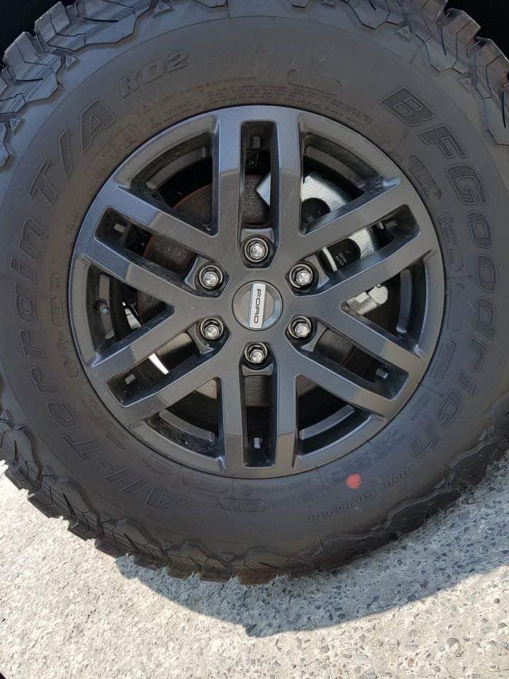 Bộ vành 17 inch đi với lốp BFGoodrich của Ford Ranger Raptor 2018 Bộ vành 17 inch đi với lốp BFGoodrich của Ford Ranger Raptor 2018