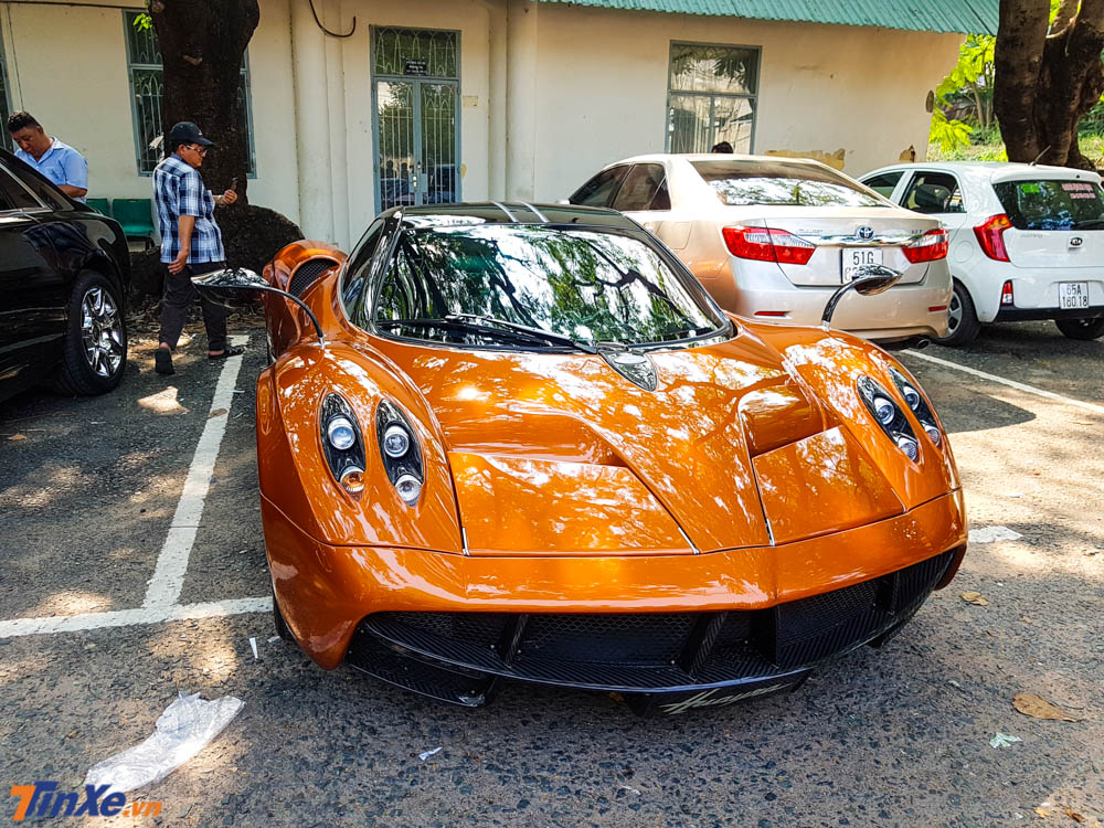 Pagani Huayra là chiếc siêu xe đắt nhất Minh Nhựa từng sở hữu