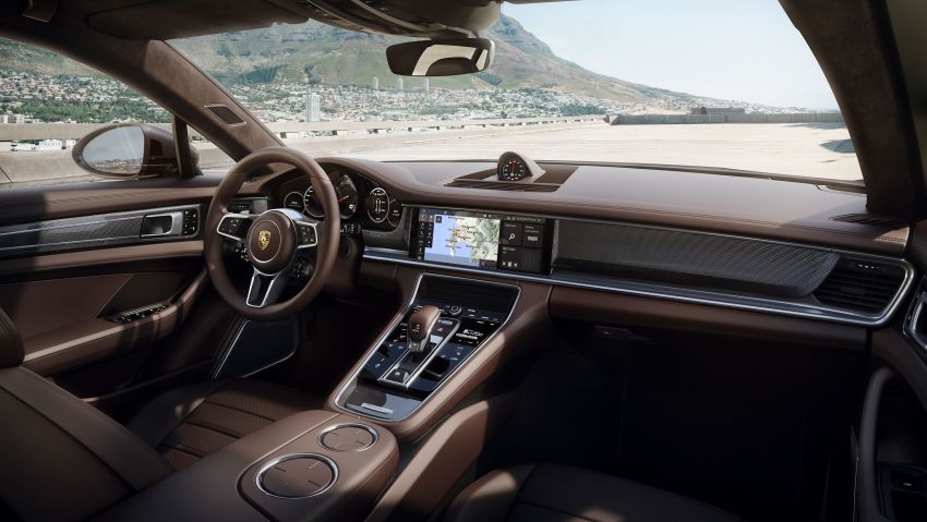 Nội thất bên trong Porsche Panamera GTS 2019