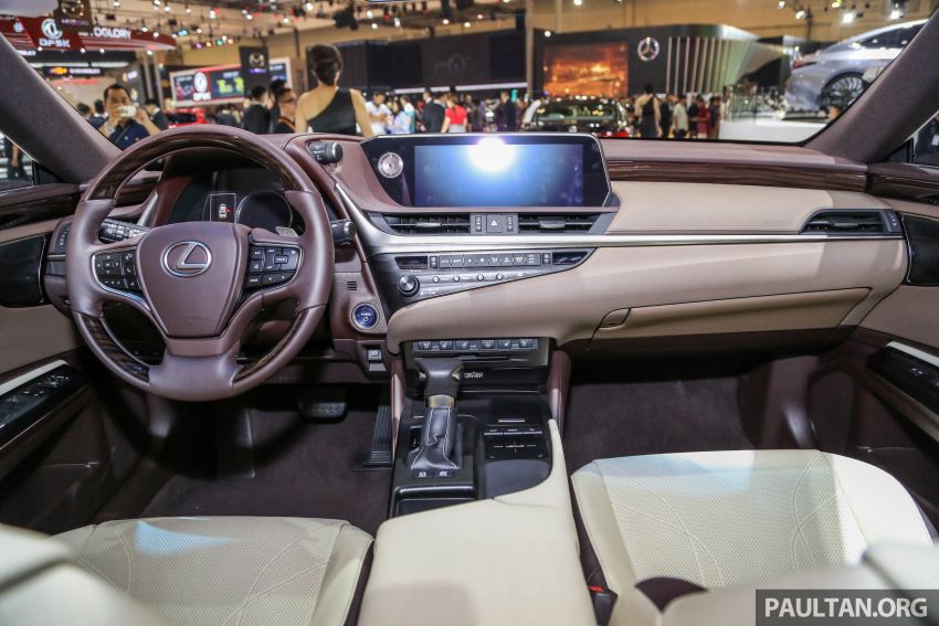 Nội thất bên trong Lexus ES300h 2019 Nội thất bên trong Lexus ES300h 2019