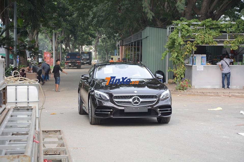 Mercedes-Benz S450 Coupe 4Matic 2018 sắp được giới thiệu đến các khách hàng Việt được trang bị động cơ máy xăng V6 Mercedes-Benz S450 Coupe 4Matic 2018 sắp được giới thiệu đến các khách hàng Việt được trang bị động cơ máy xăng V6