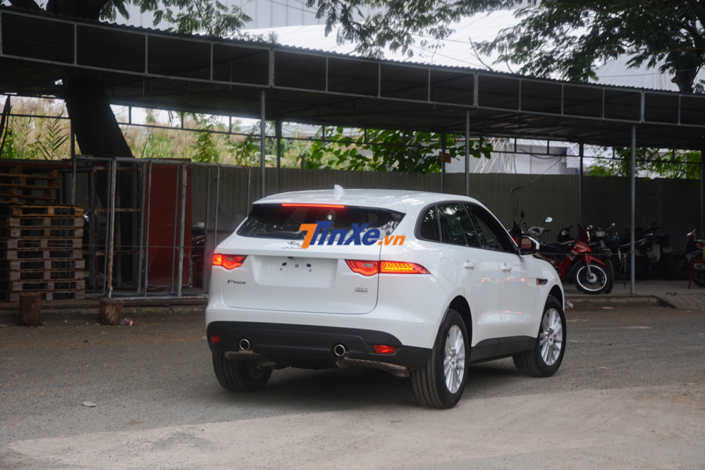 SUV hạng sang Jaguat F-Pace cũng góp mặt tại VMS 2018