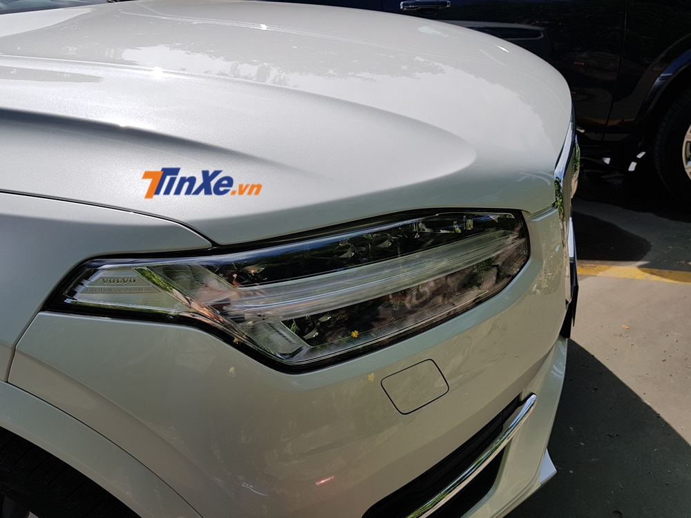 XC90 Excellence 2018 là phiên bản sang trọng và đắt nhất của Volvo tại Việt Nam