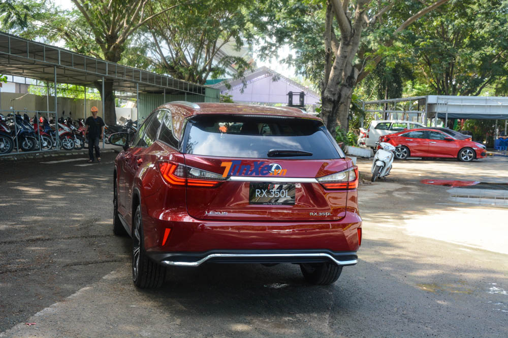 Phiên bản 7 chỗ ngồi của mẫu crossover hạng sang Lexus RX350 Phiên bản 7 chỗ ngồi của mẫu crossover hạng sang Lexus RX350