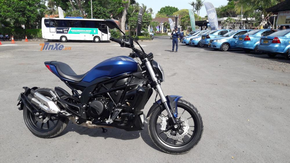 Benelli 502C ra mắt tại Bali