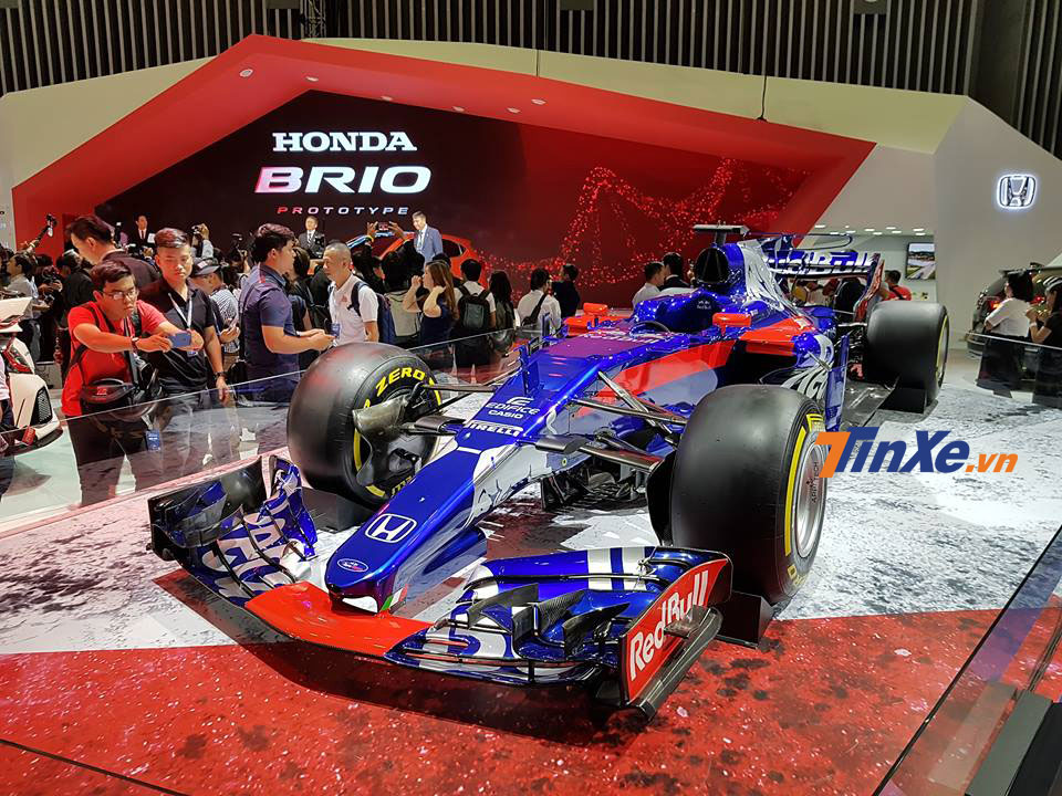 Xe đua Công thức 1 của đội đua Red Bull Toro Rosso Honda