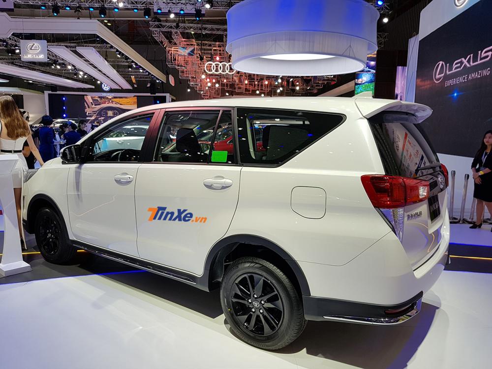 Innova phiên bản mới có thêm lựa chọn màu Trắng Ngọc trai Innova phiên bản mới có thêm lựa chọn màu Trắng Ngọc trai