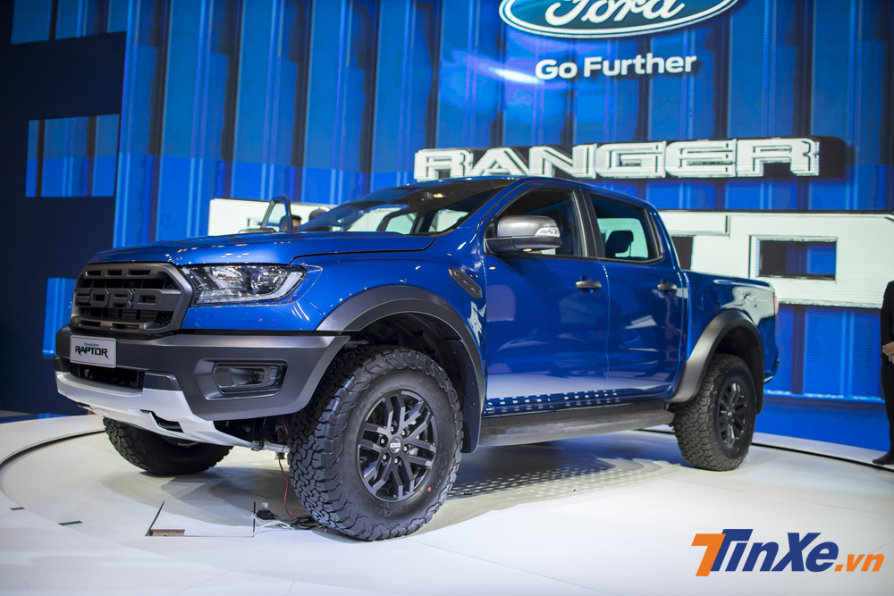 Ra mắt Ford Ranger Raptor tại Triển lãm VMS 2018. Ra mắt Ford Ranger Raptor tại Triển lãm VMS 2018.
