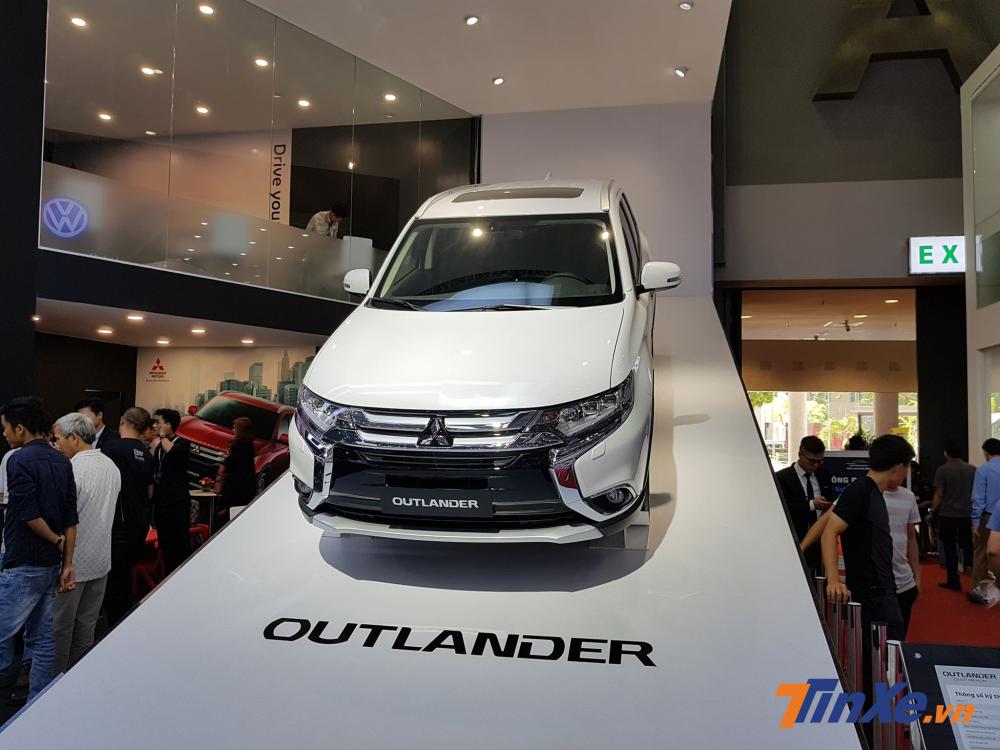 “Khát vọng dẫn lối” cùng Mitsubishi tại triển lãm Ô tô Việt Nam 2018 “Khát vọng dẫn lối” cùng Mitsubishi tại triển lãm Ô tô Việt Nam 2018