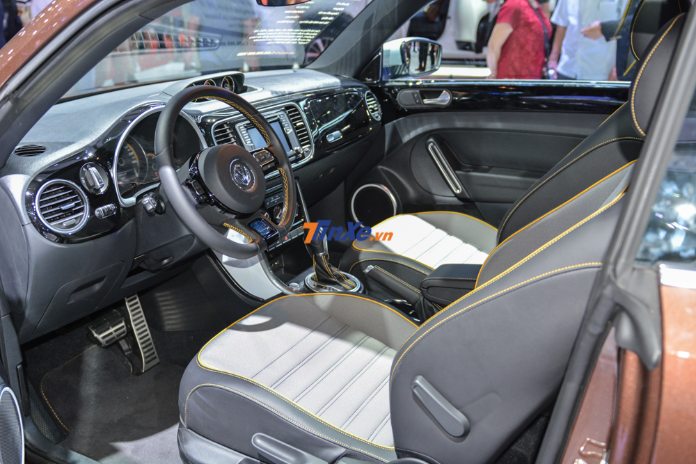 Nội thất của Volkswagen Beetle Dune 2018