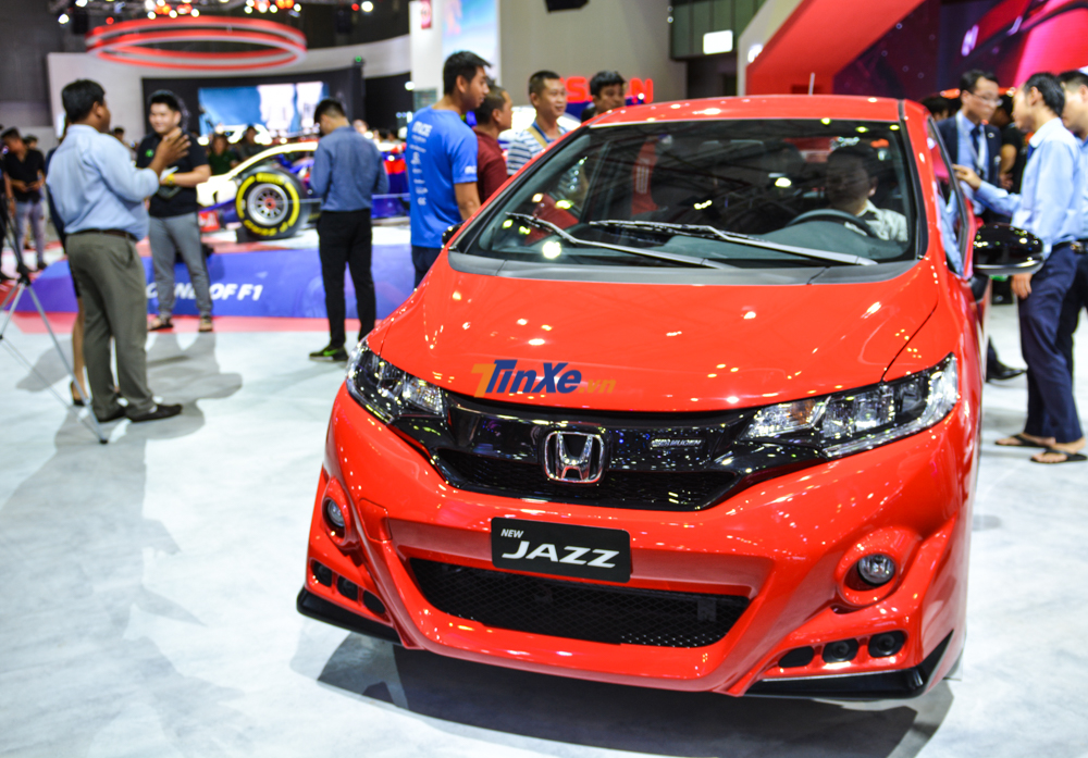 Honda Jazz RS Mugen sẽ được bán ra ngay trong tháng 10 này Honda Jazz RS Mugen sẽ được bán ra ngay trong tháng 10 này