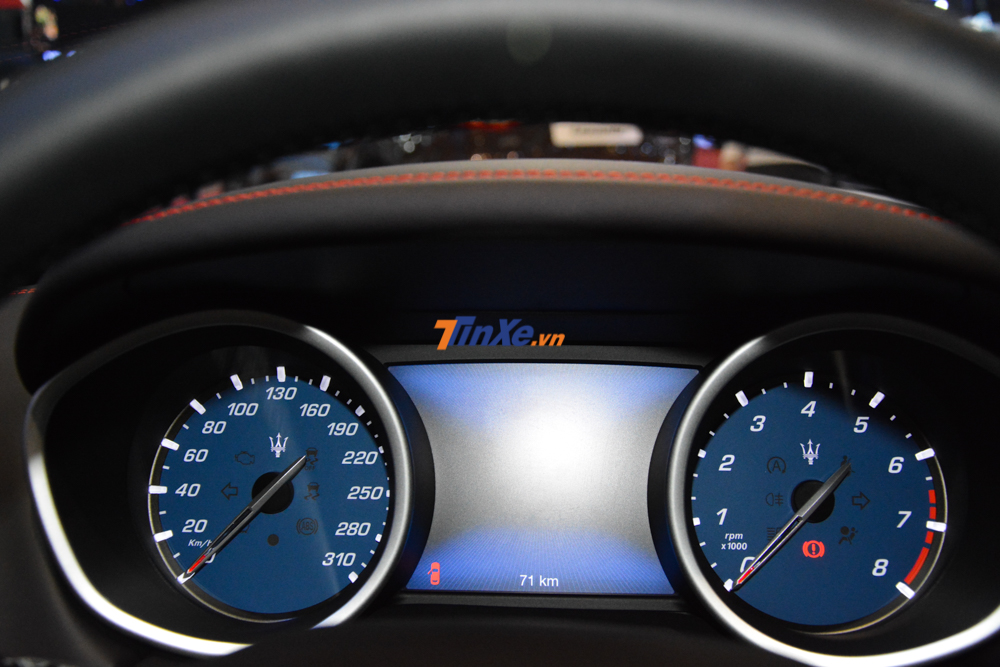 Maserati GranSport Ghibli 2018 có giá chào bán là 7,393 tỷ đồng Maserati GranSport Ghibli 2018 có giá chào bán là 7,393 tỷ đồng