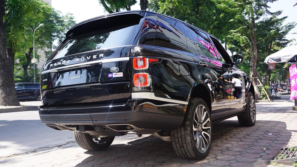 Khác biệt từ dung tích động cơ đã ảnh hưởng đến mức áp thuế tiêu thụ đặc biệt mới và vô tình khiến giá bán của xe tăng cao