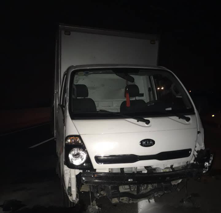 Chiếc ô tô tải tại hiện trường vụ tai nạn