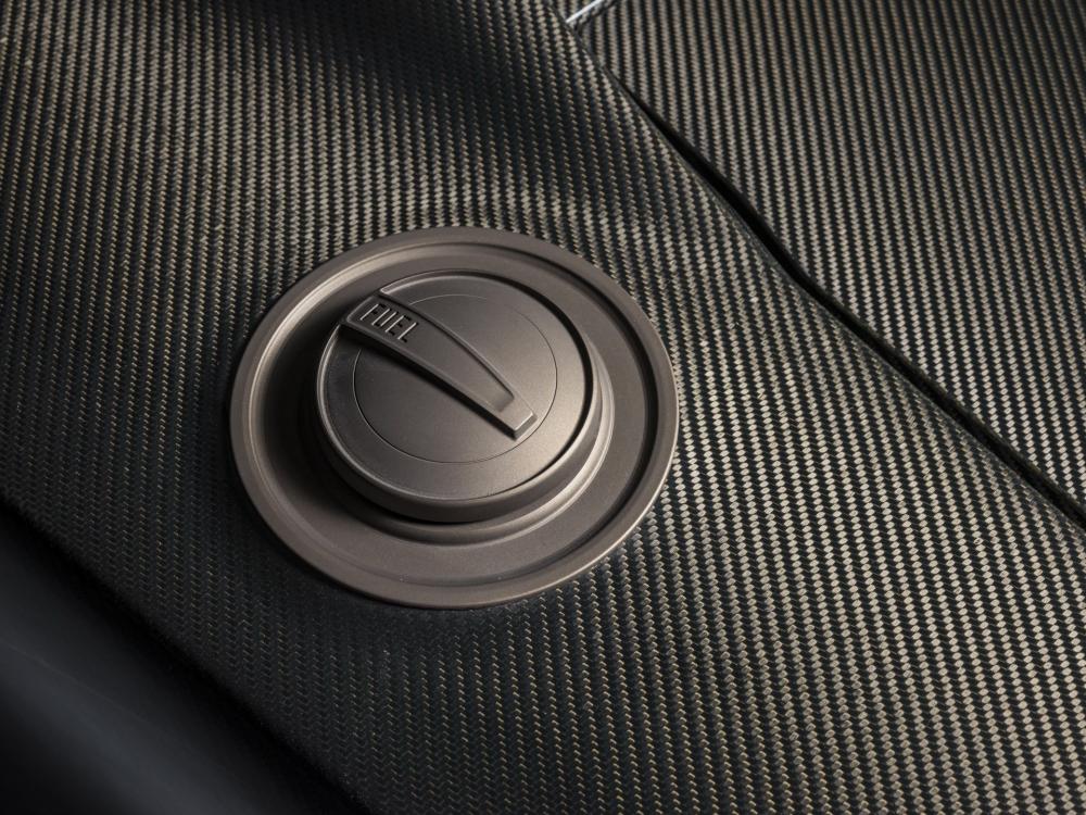 Nắp bình xăng của Dodge Charger Evolution Nắp bình xăng của Dodge Charger Evolution