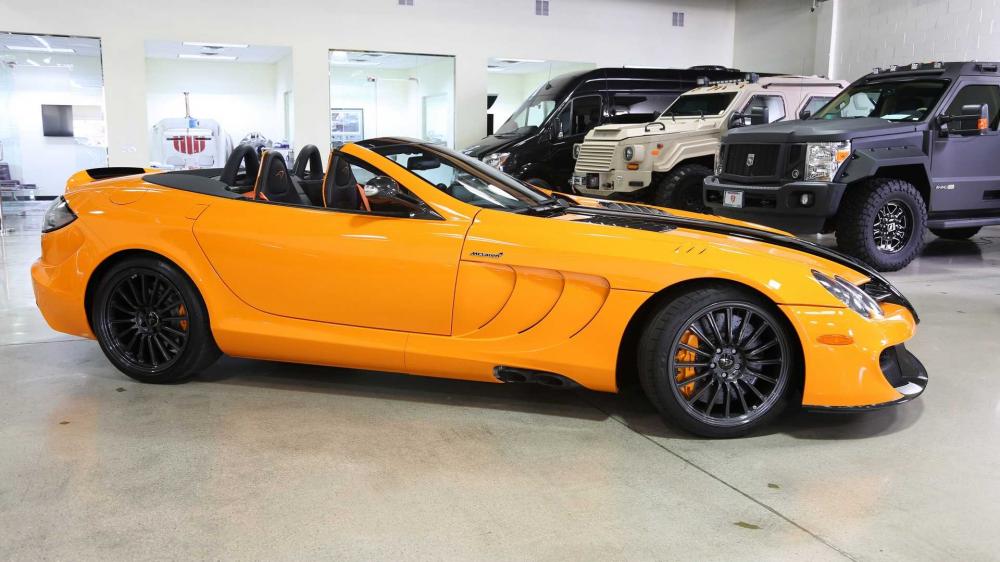 1 trong số 6 chiếc Mercedes-Benz SLR McLaren Edition đang được một đại lý siêu xe ở Mỹ rao bán theo diện đã qua sử dụng 1 trong số 6 chiếc Mercedes-Benz SLR McLaren Edition đang được một đại lý siêu xe ở Mỹ rao bán theo diện đã qua sử dụng