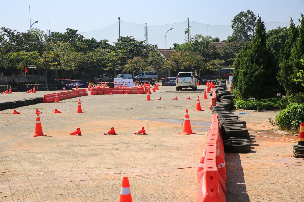 Drift cùng Mitsubishi khỏi băn khoăn đi đâu dịp cuối tuần Drift cùng Mitsubishi khỏi băn khoăn đi đâu dịp cuối tuần