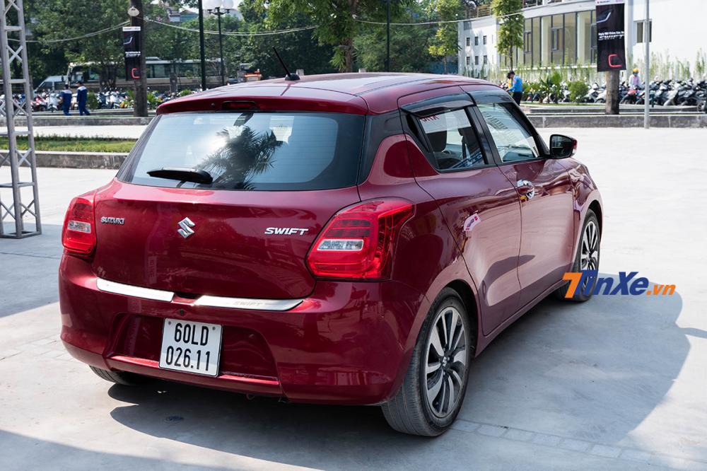 Suzuki Swift 2018 bất ngờ xuất hiện tại Hà Nội Suzuki Swift 2018 bất ngờ xuất hiện tại Hà Nội
