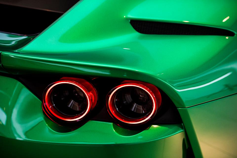 Chương trình cá nhân hoá Tailor-Made của hãng Ferrari mang đến hàng tá tuỳ chọn màu sơn độc đáo cho các siêu xe