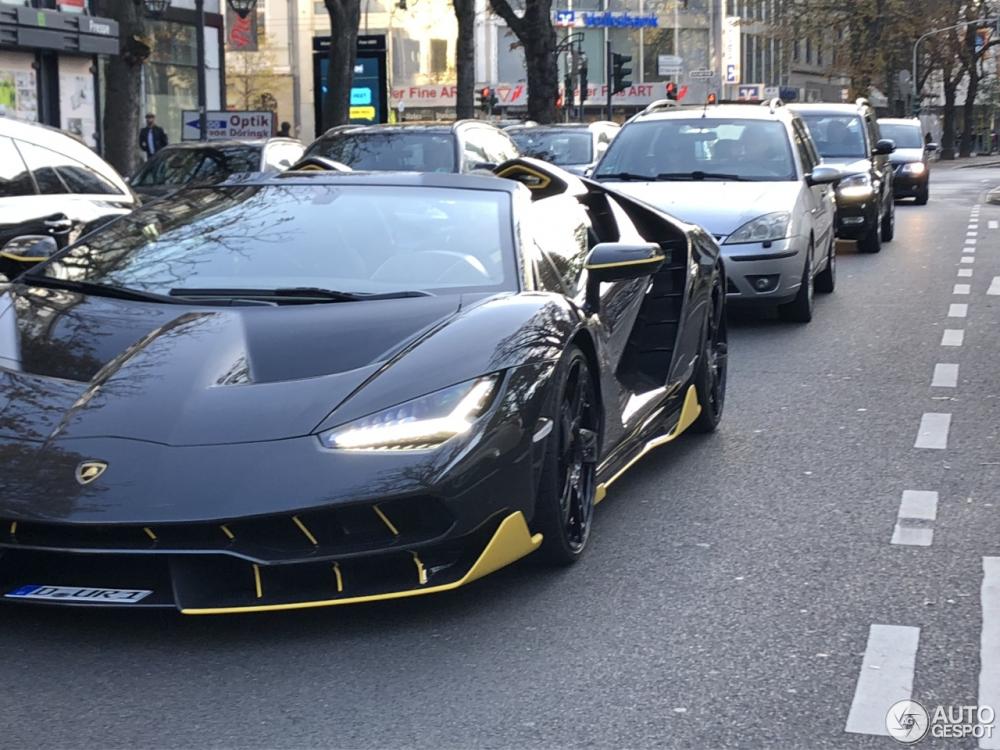 Chỉ có đúng 20 chiếc Lamborghini Centenario Roadster được sản xuất trên toàn thế giới