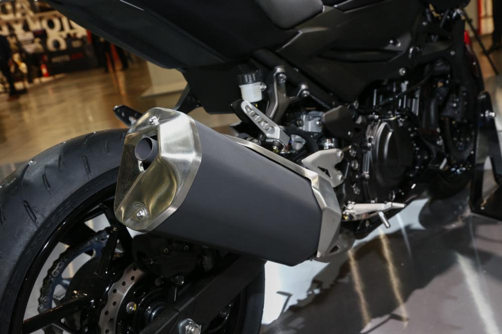 Kawasaki Z400 2019 ra mắt tại EICMA 2018 Kawasaki Z400 2019 ra mắt tại EICMA 2018