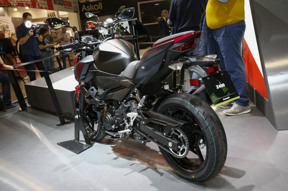 Kawasaki Z400 2019 ra mắt tại EICMA 2018 Kawasaki Z400 2019 ra mắt tại EICMA 2018