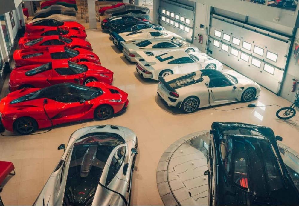 Bộ sưu tập siêu xe hơn 3 nghìn tỷ đồng tại Vương quốc Bahrain