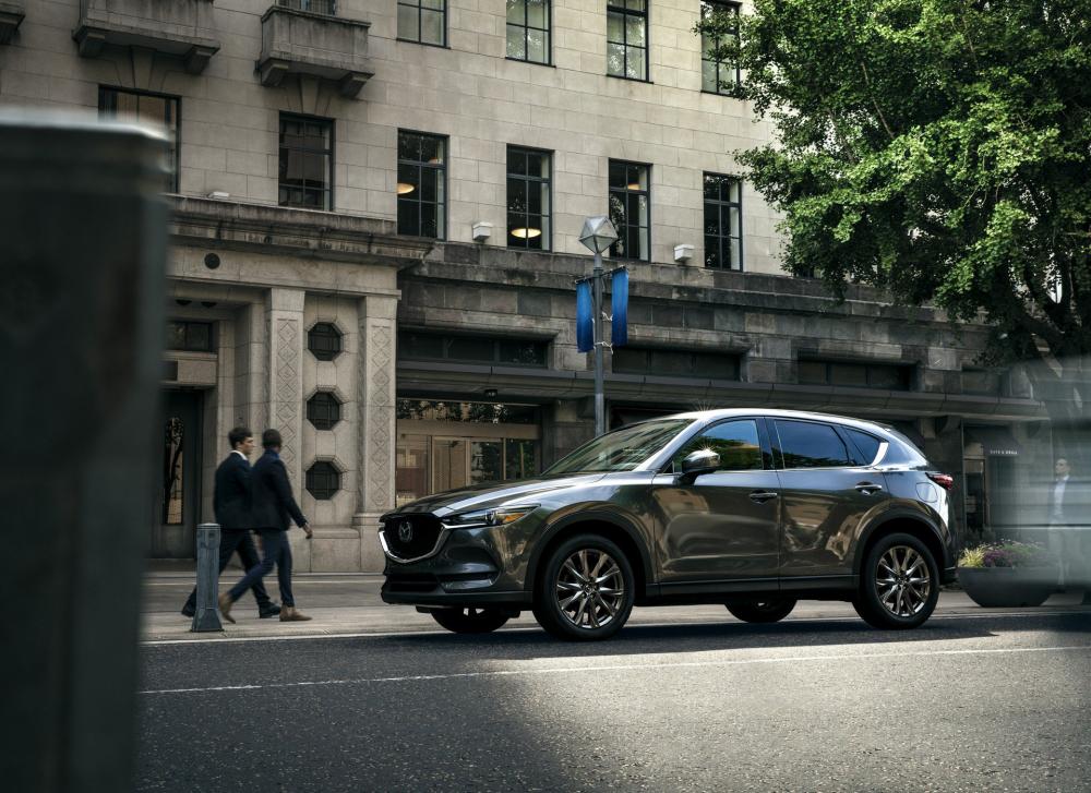 Mazda CX-5 2019 vẫn giữ nguyên thiết kế ngoại thất như cũ