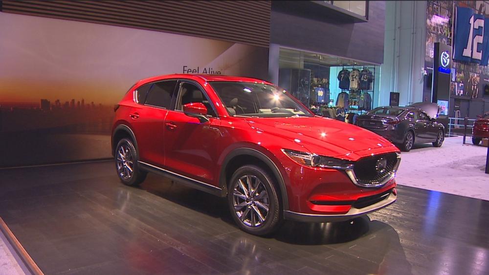 Mazda CX-5 2019 xuất hiện trong triển lãm được sơn màu đỏ đẹp mắt