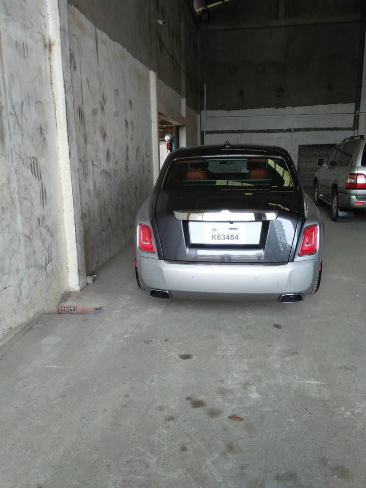 ại gia Việt đang nôn nóng chờ sự có mặt của chiếc Rolls-Royce Phantom 2018 đầu tiên tại Việt Nam ại gia Việt đang nôn nóng chờ sự có mặt của chiếc Rolls-Royce Phantom 2018 đầu tiên tại Việt Nam