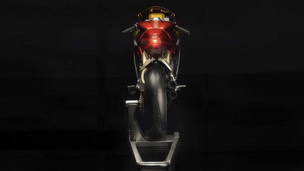 Ngỡ ngàng trước nét đẹp hoài cổ của concept MV Agusta Superveloce 800 Ngỡ ngàng trước nét đẹp hoài cổ của concept MV Agusta Superveloce 800