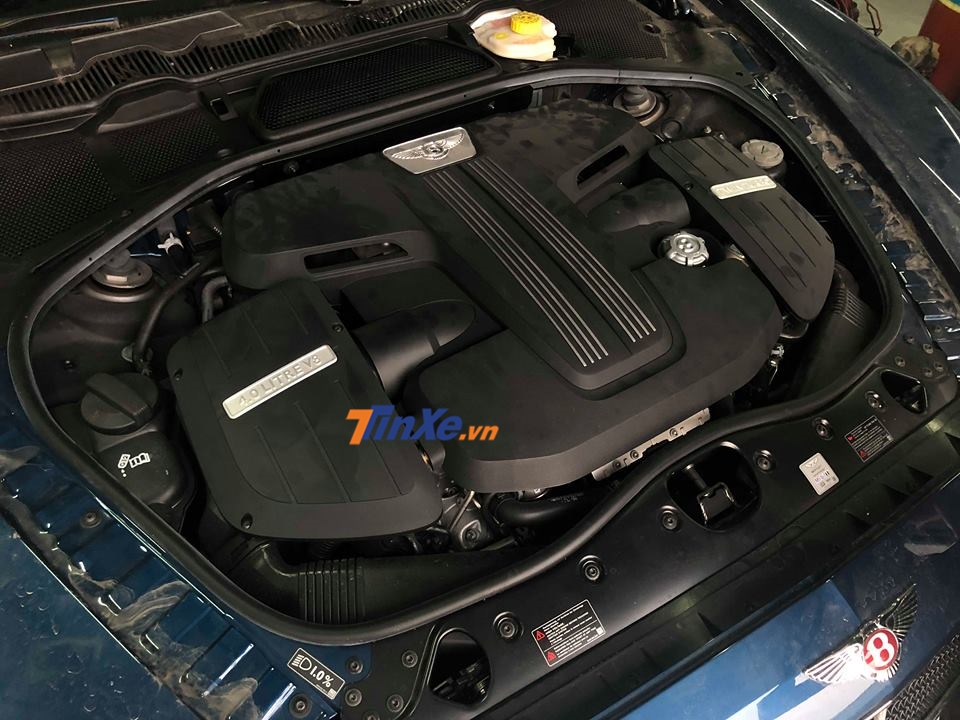 Bentley Flying Spur V8 S được tinh chỉnh lại khối động cơ V8