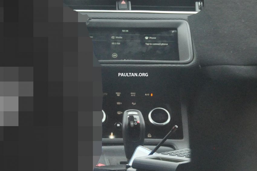 Màn hình thông tin giải trí của Range Rover Evoque 2020