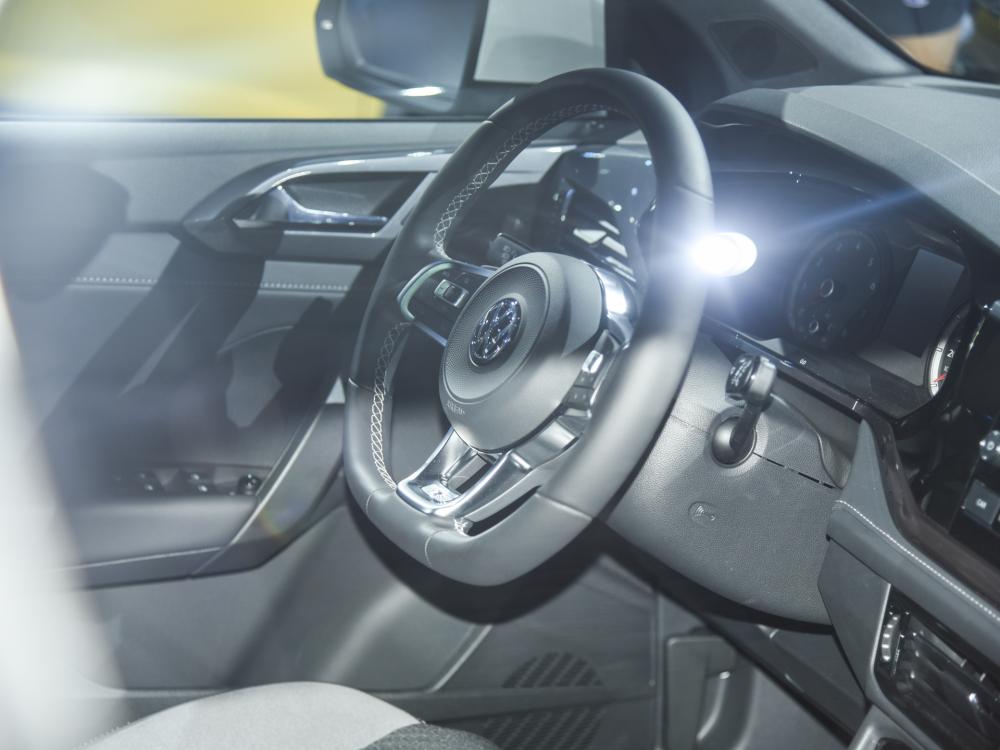 Vô lăng của Volkswagen Tharu R-Line