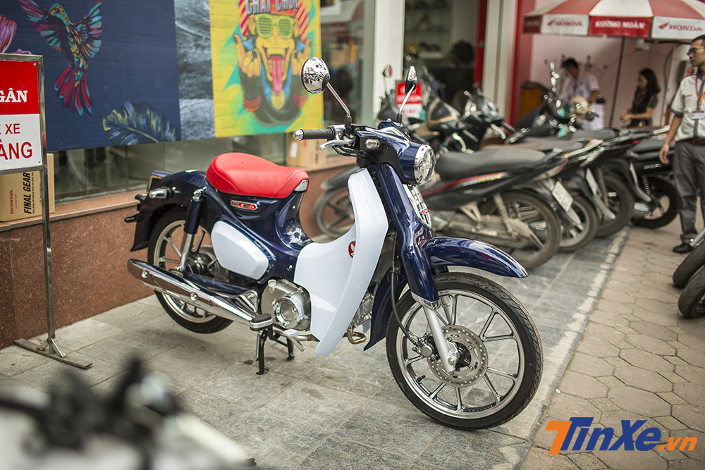 Honda Cub C125 vẫn là mẫu xe được ưa chuộng khi có sức mua tốt hơn Honda Monkey. Honda Cub C125 vẫn là mẫu xe được ưa chuộng khi có sức mua tốt hơn Honda Monkey.