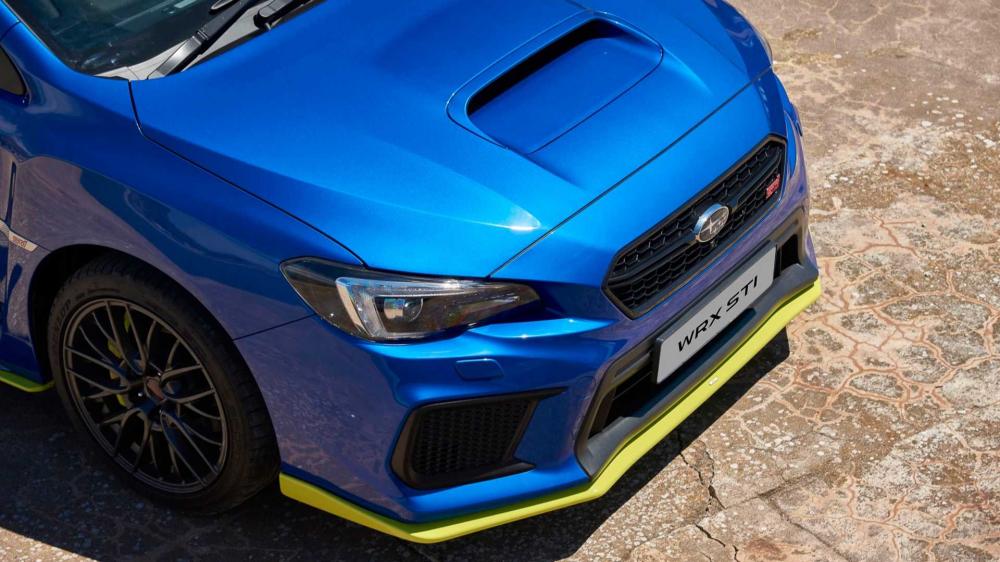 WRX STI Diamond Edition không chỉ được nâng cấp bên ngoài...