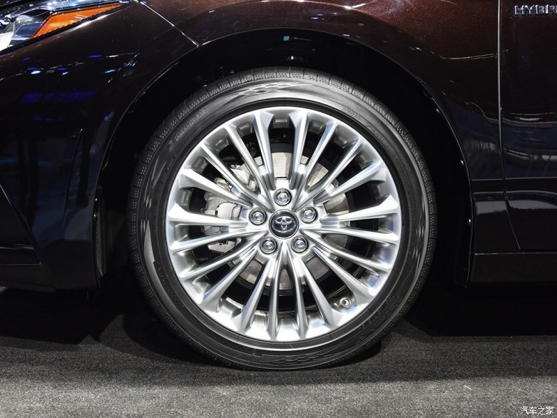 Toyota Avalon 2019 có hệ thống treo thích ứng Toyota Avalon 2019 có hệ thống treo thích ứng