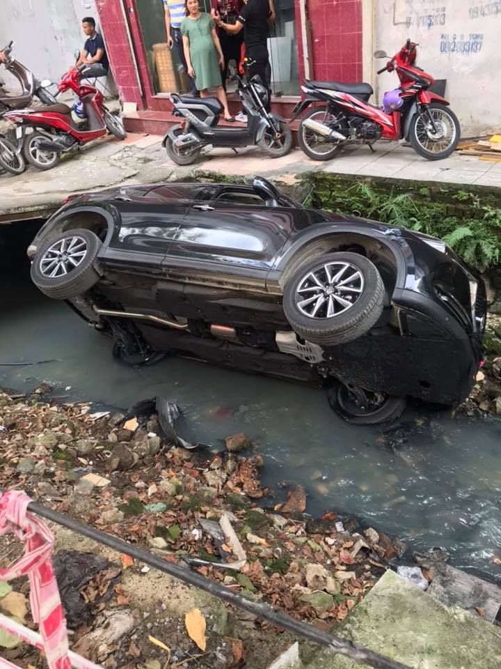 Chiếc Mazda CX-5 này có vẻ mới lấy biển số