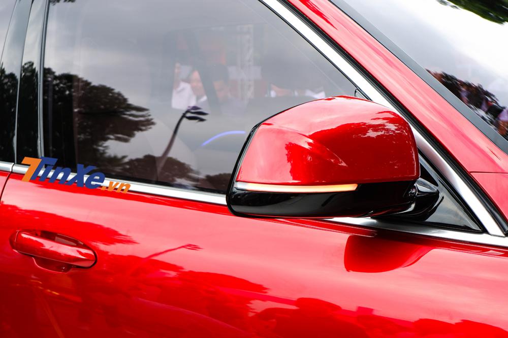 VinFast LUX SA2.0 chính thức được ra mắt Việt Nam, giá đợt 1 là 1,136 tỷ đồng, chưa thuế VinFast LUX SA2.0 chính thức được ra mắt Việt Nam, giá đợt 1 là 1,136 tỷ đồng, chưa thuế