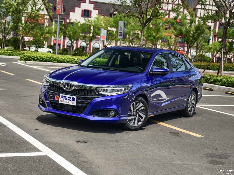 Honda Envix trên thực tế là anh em song sinh không cùng trứng của Crider trong ảnh