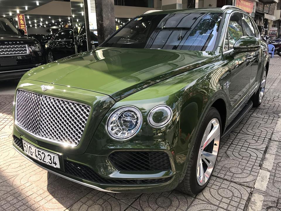 Bentley Bentayga chính hãng bán ra mang gói chương trình cá nhân hoá Mulliner