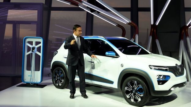 Ông Carlos Ghosn hé lộ mẫu xe điện Renault K-ZE nhắm tới thị trường Trung Quốc trong tháng trước.