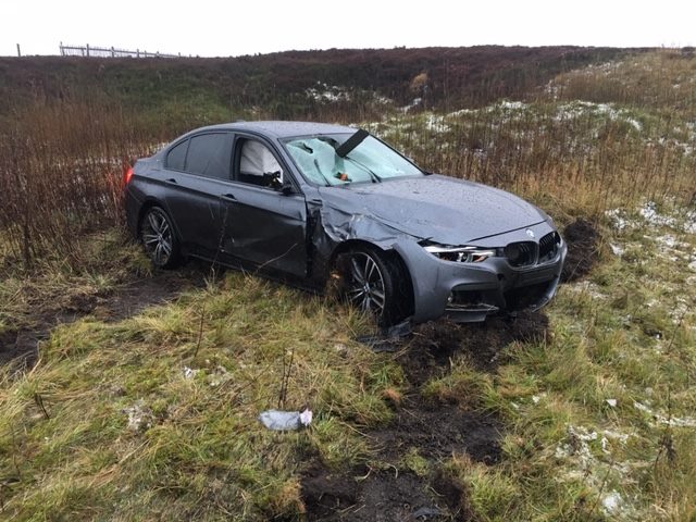 Chiếc BMW 3-Series bị hỏng khá nặng